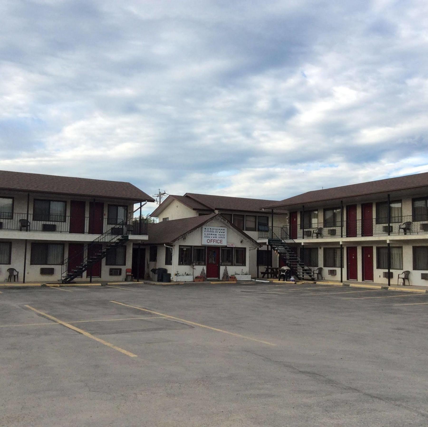 Parkwood Motor Inn Sundre Ngoại thất bức ảnh